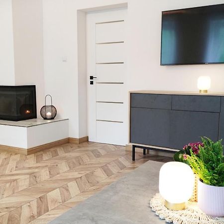 B&D Apartament Chelmiec Leilighet Wałbrzych Eksteriør bilde