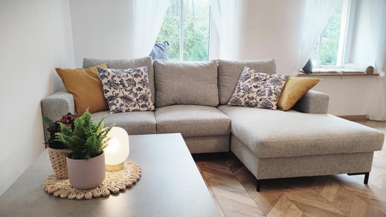 B&D Apartament Chelmiec Leilighet Wałbrzych Eksteriør bilde