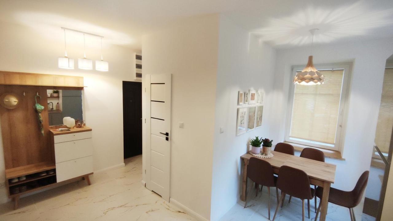 B&D Apartament Chelmiec Leilighet Wałbrzych Eksteriør bilde