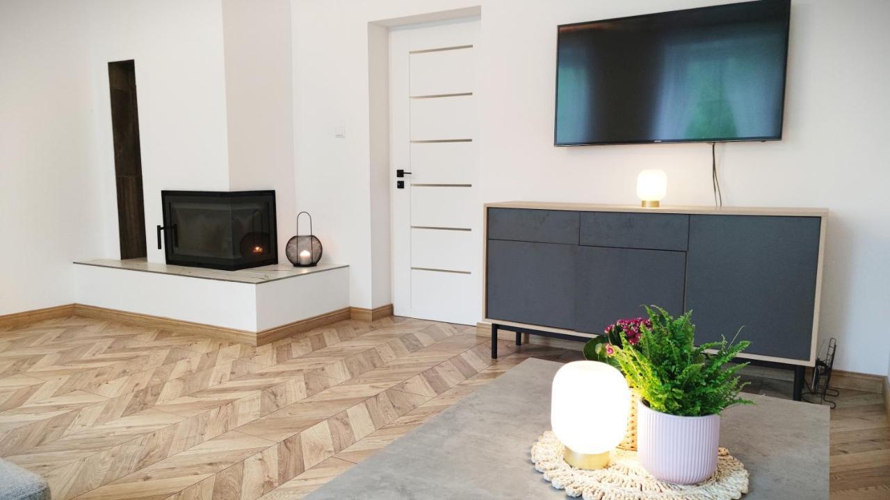 B&D Apartament Chelmiec Leilighet Wałbrzych Eksteriør bilde