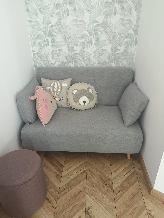 B&D Apartament Chelmiec Leilighet Wałbrzych Eksteriør bilde